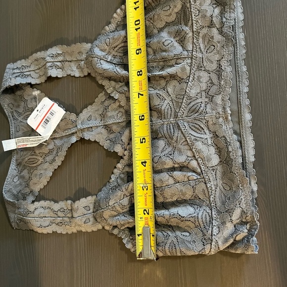 Free People Galloon Lace Bralette NWT - Picture 8 of 10